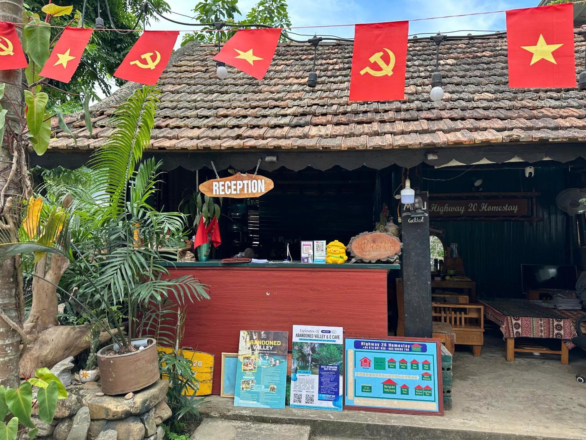 Highway 20 Homestay Phong Nha Zewnętrze zdjęcie